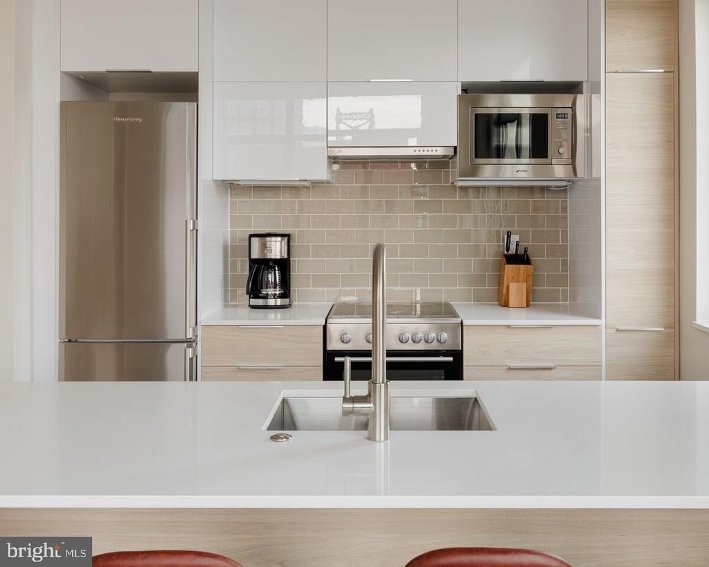 313 Race Street - Photo 11