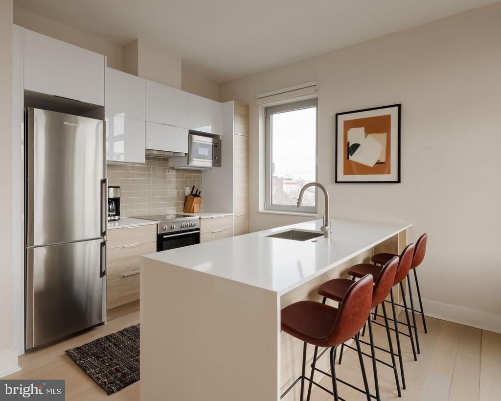 313 Race Street - Photo 14