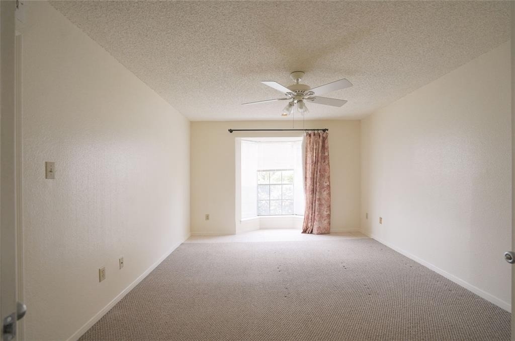 2121 Hepburn Street - Photo 14