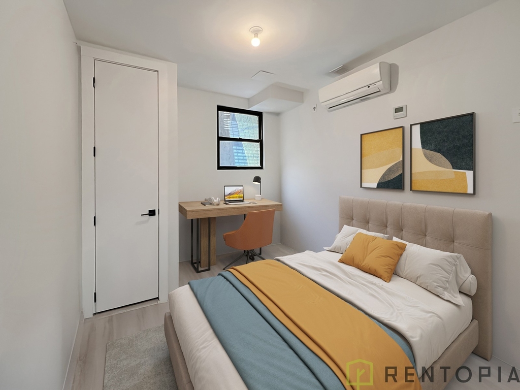 555 Grand Street - Photo 3
