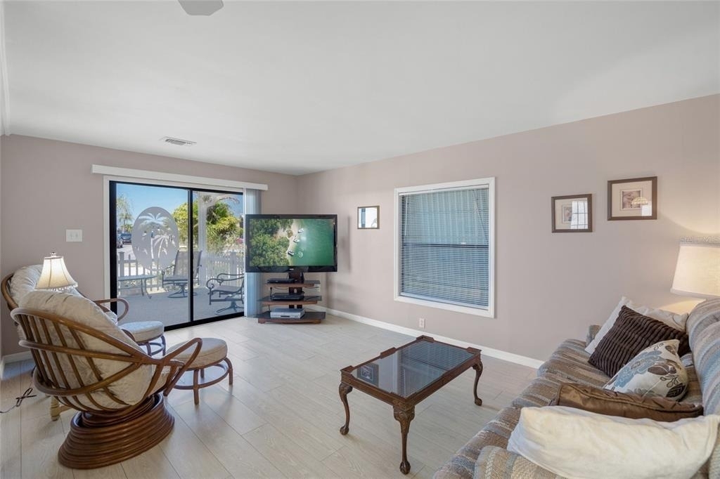 925 Iglesia Drive - Photo 9