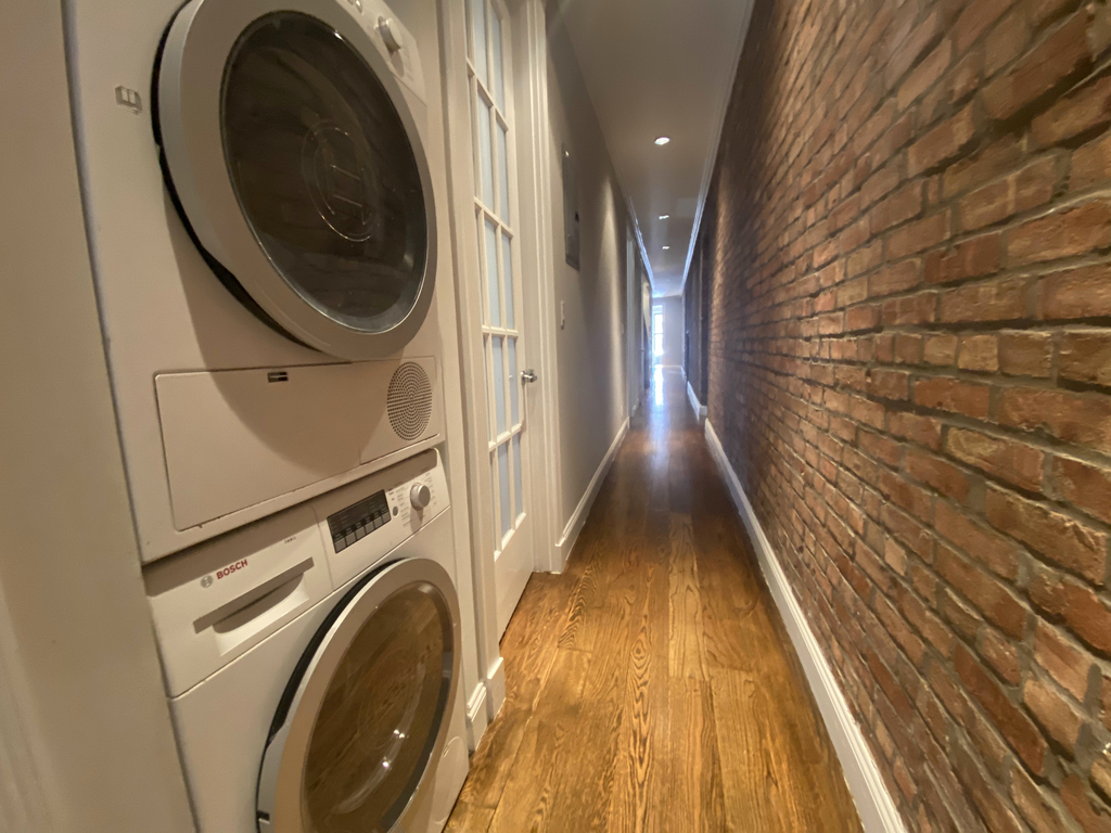 West 103rd Street - Photo 6
