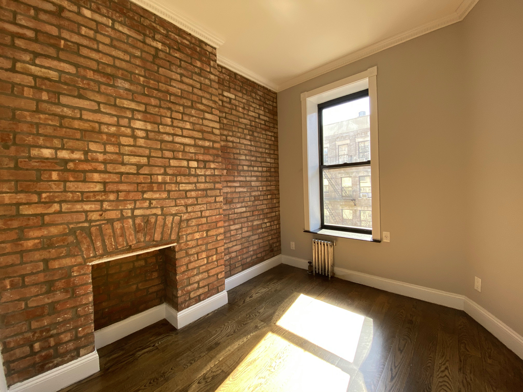 West 103rd Street - Photo 2