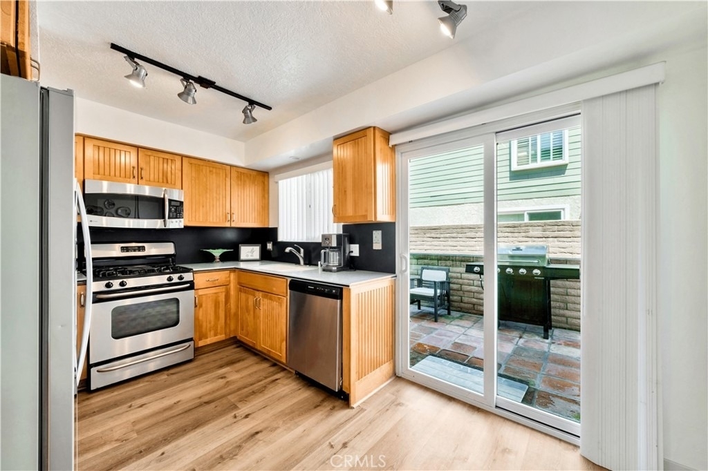 24709 Santa Clara Avenue - Photo 14