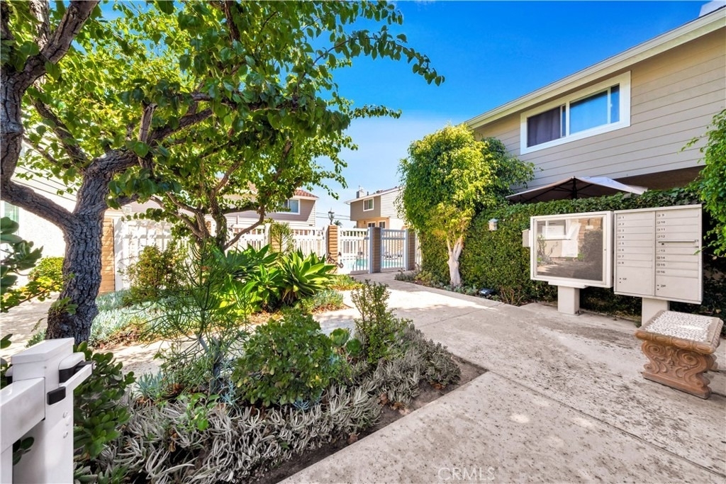 24709 Santa Clara Avenue - Photo 17