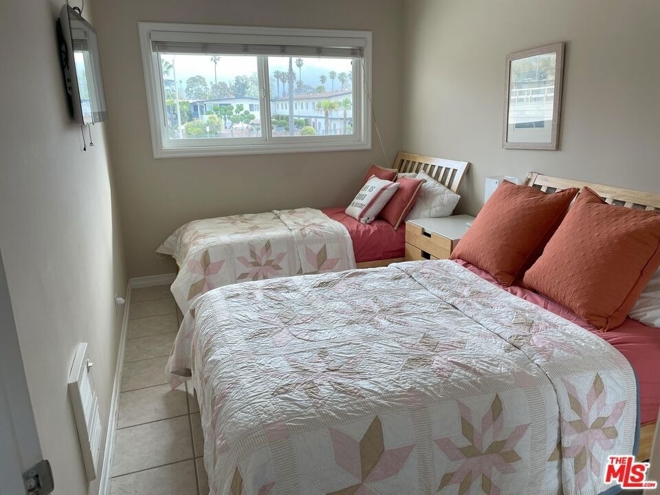 4975 Sandyland Road - Photo 11