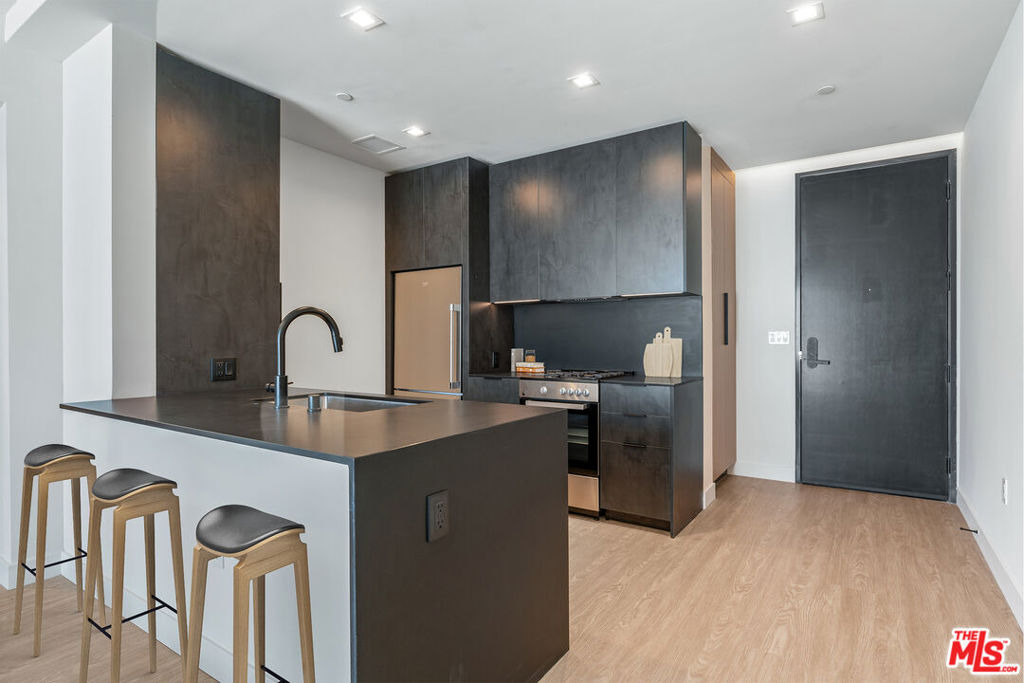 3688 Overland Avenue - Photo 2