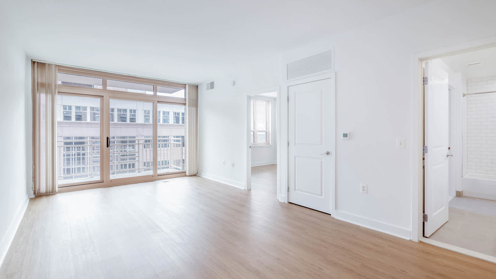 818 N. Quincy Street - Photo 9
