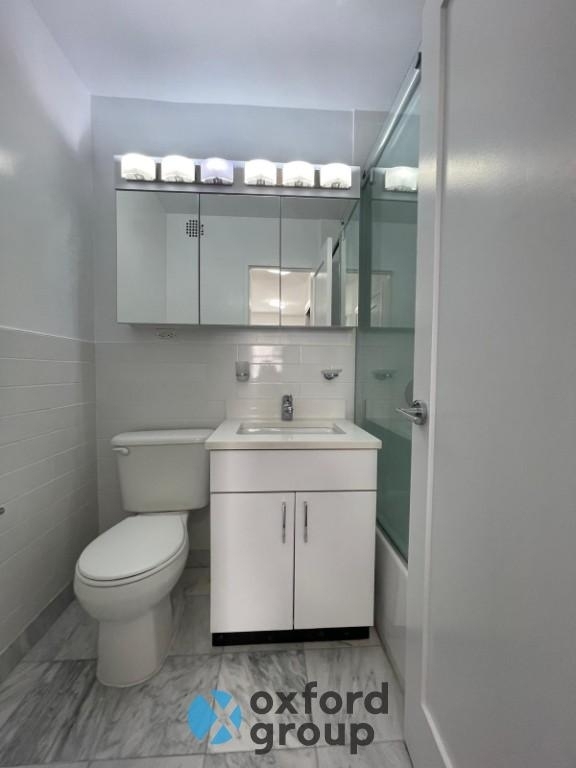 East 89th Street - Photo 5