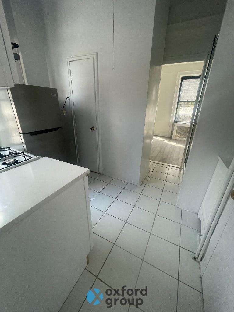 1st Avenue - Photo 3