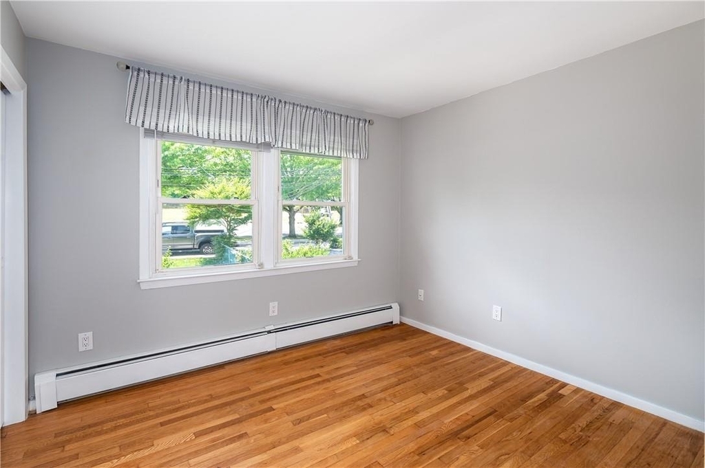 79 Broadway - Photo 13