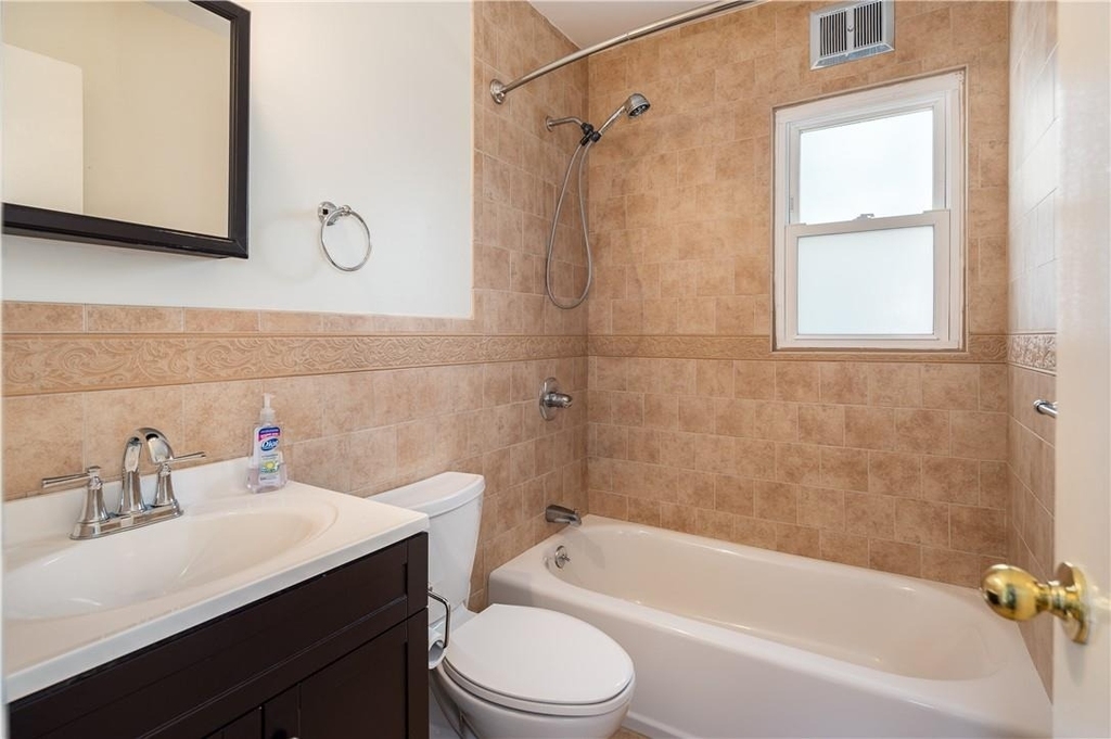 79 Broadway - Photo 15