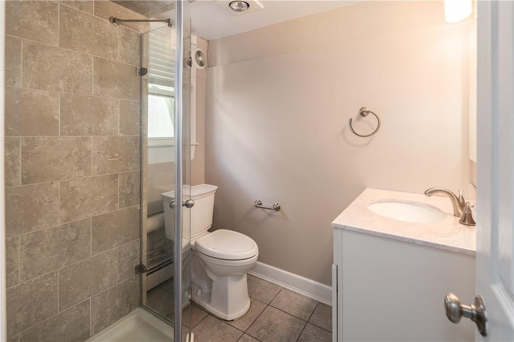 79 Broadway - Photo 16