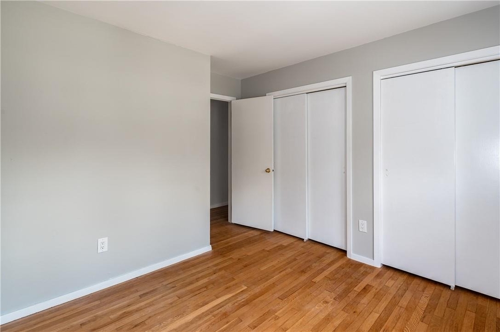 79 Broadway - Photo 14