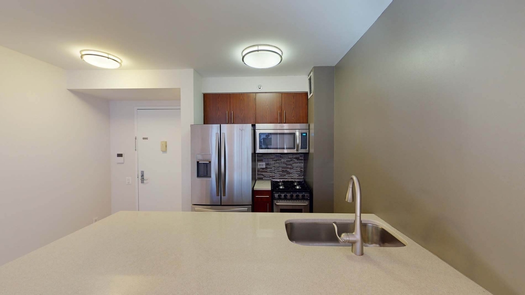 120 W. 21st - Photo 2