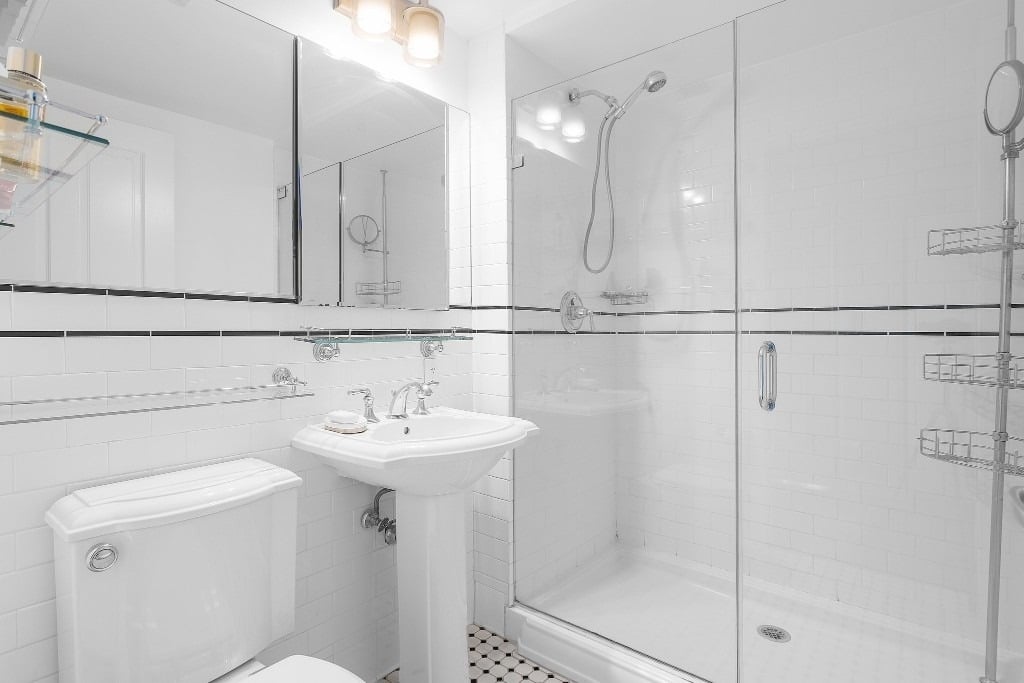 300 W 135th Street - Photo 5