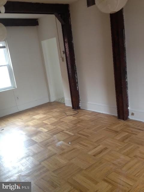 901 Clinton Street - Photo 3