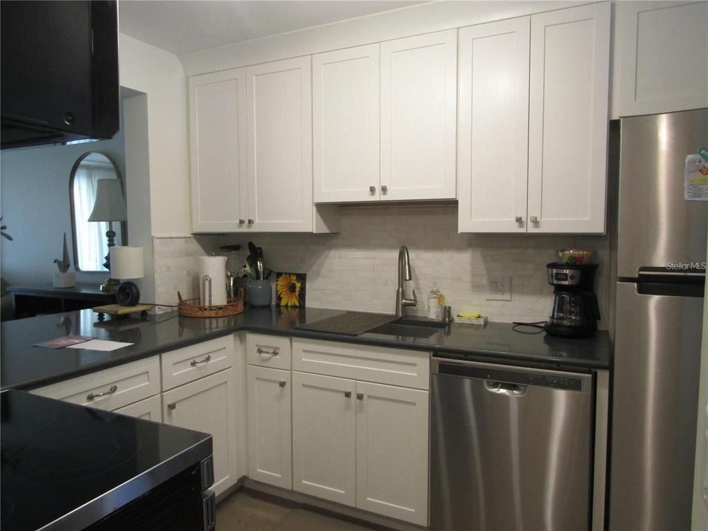 4516 Longwater - Photo 4