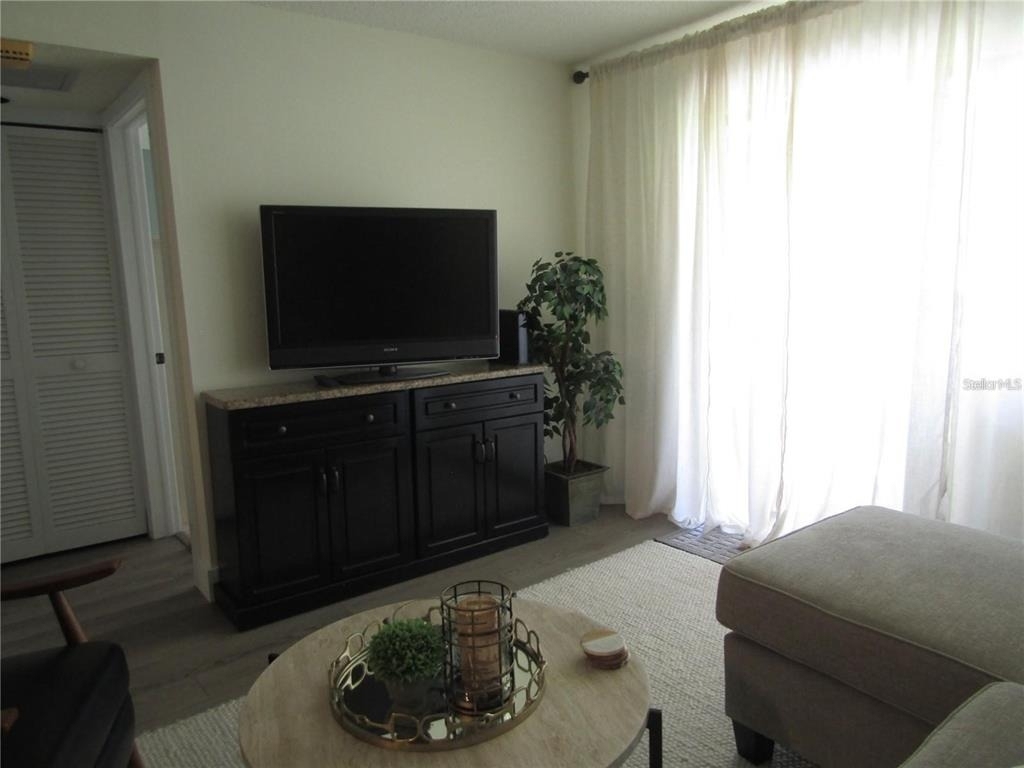 4516 Longwater - Photo 10