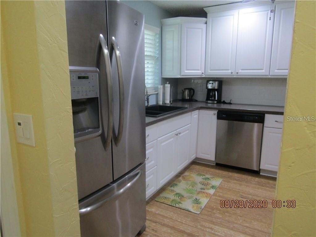 3663 Longmeadow - Photo 3