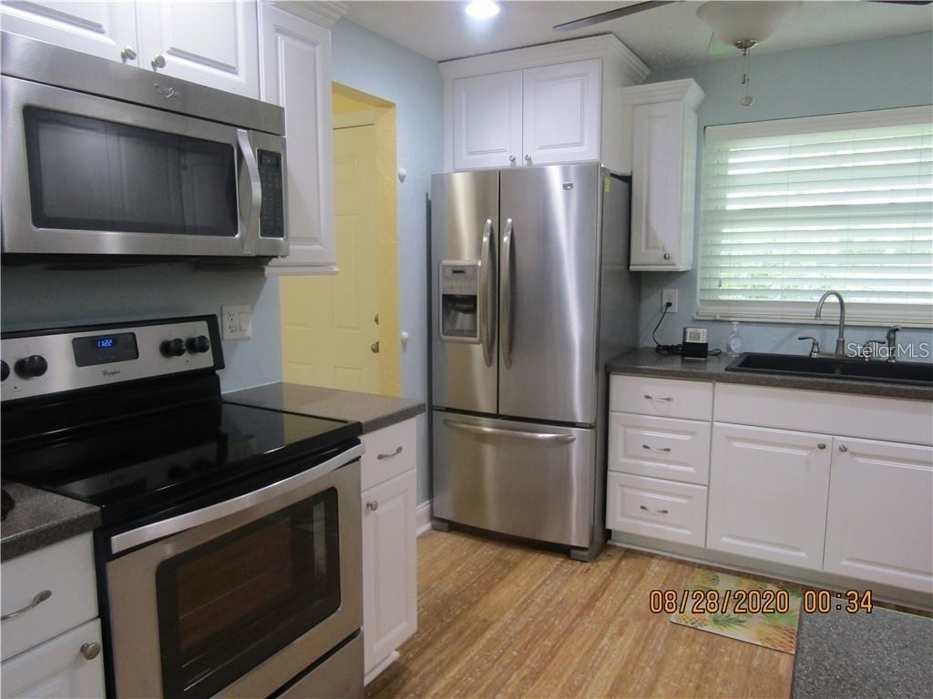 3663 Longmeadow - Photo 6