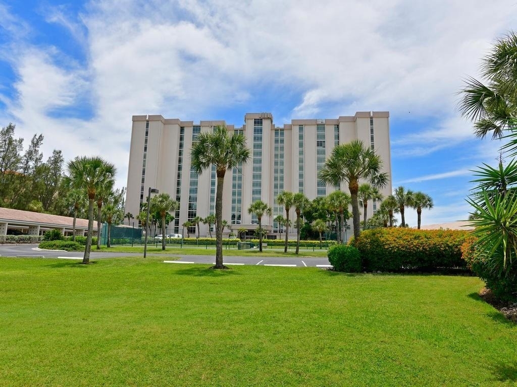 2425 Gulf Of Mexico Drive - Photo 46