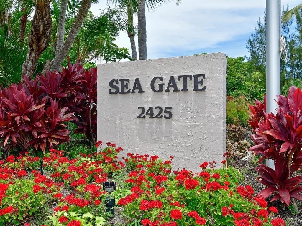 2425 Gulf Of Mexico Drive - Photo 24