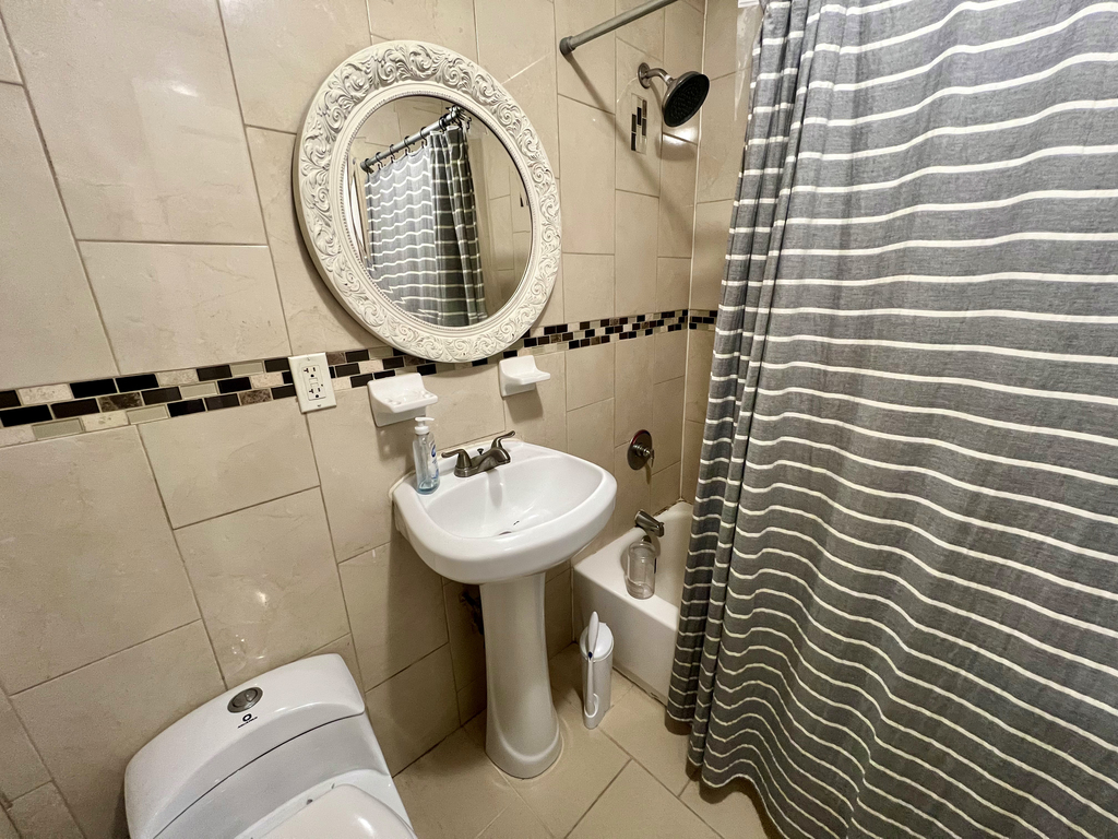 922 Fulton St - Photo 8