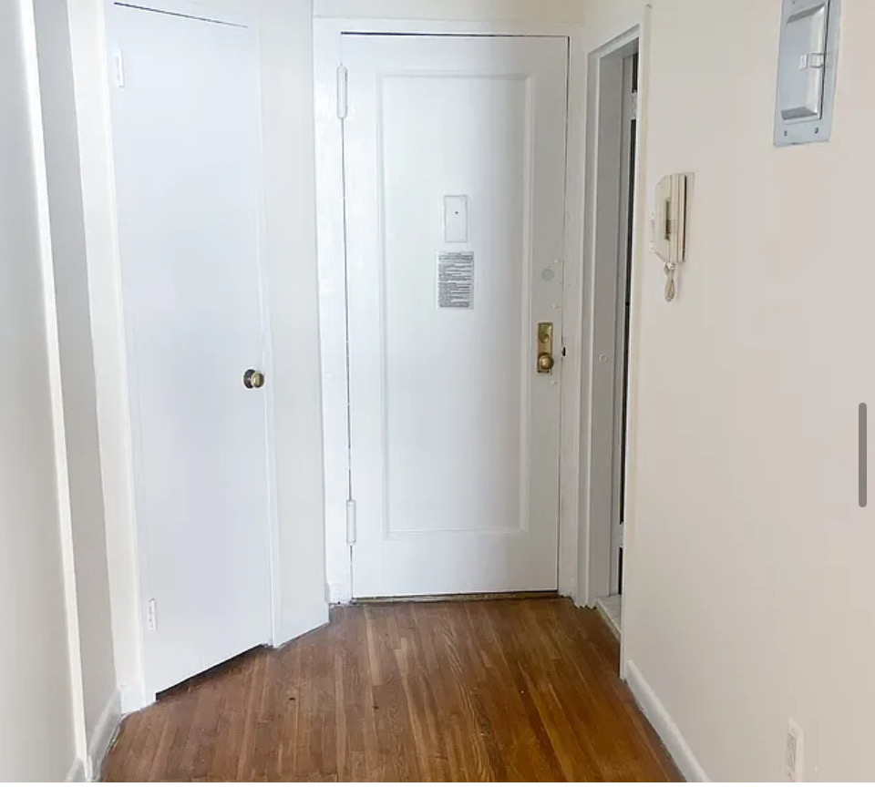 East 84th Street - Photo 4
