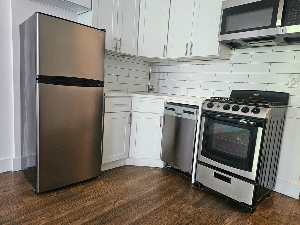 156 East 85th Street - Photo 5
