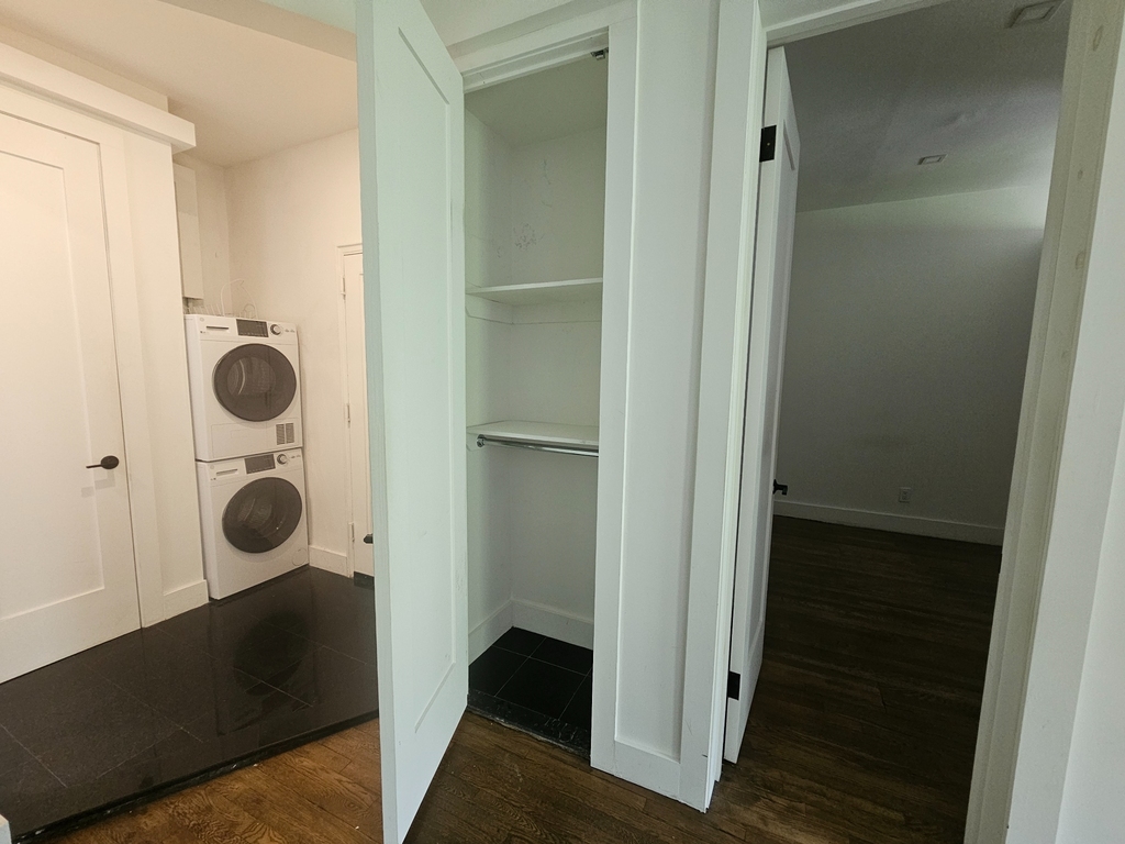 156 East 85th Street - Photo 9
