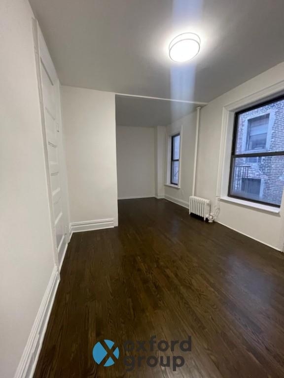 York Avenue and 75th street - Photo 0