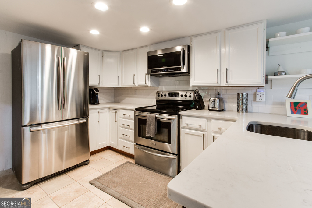 524 Seminole Avenue Ne - Photo 49