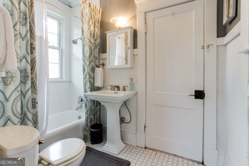 524 Seminole Avenue Ne - Photo 43