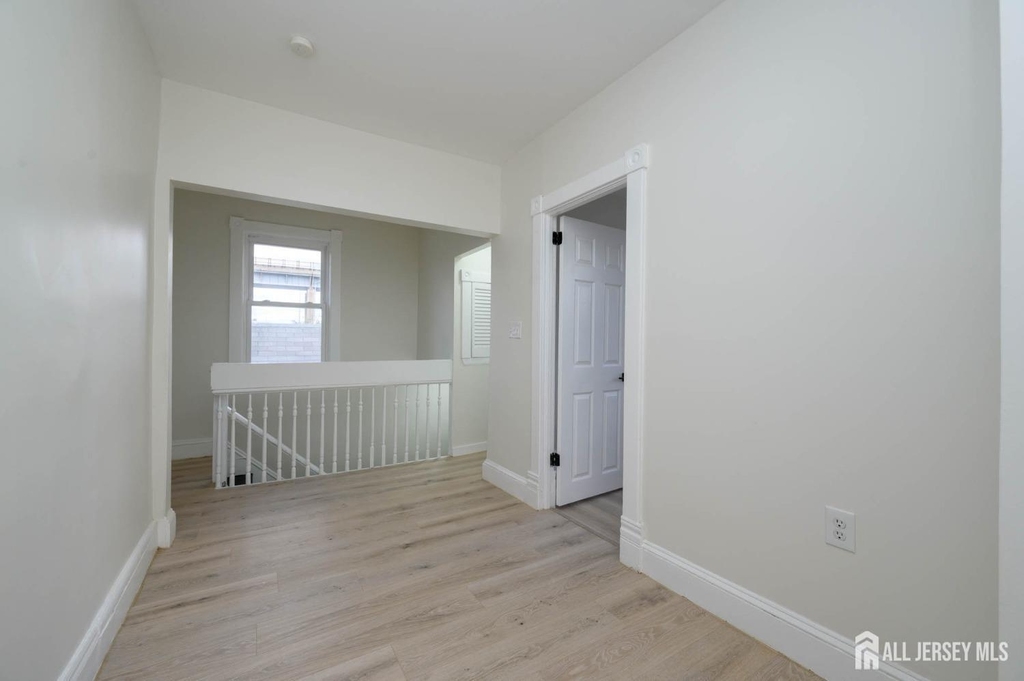 775 Central Place - Photo 5