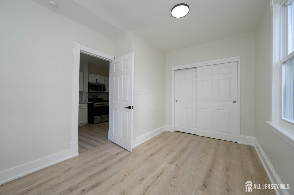 775 Central Place - Photo 6