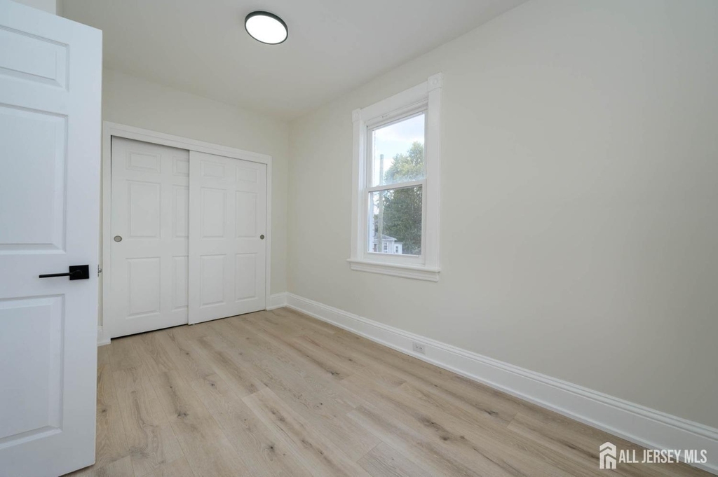 775 Central Place - Photo 8