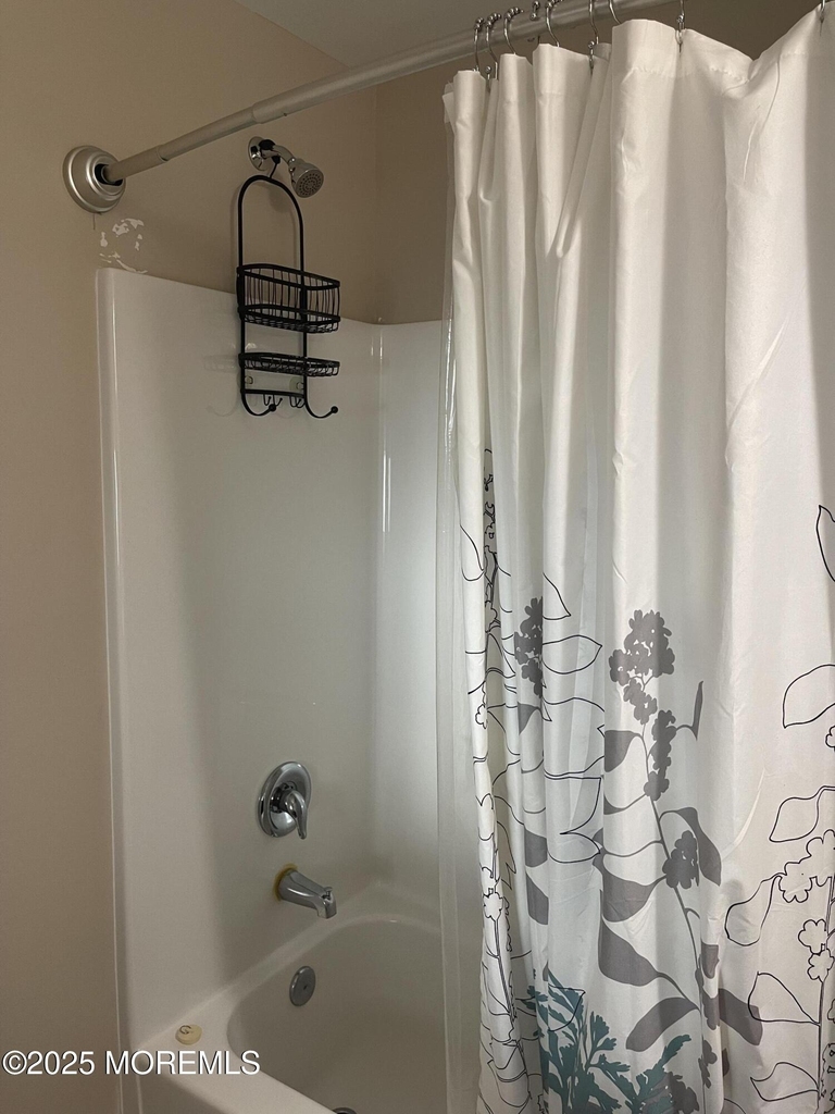 241 Hiering Avenue - Photo 22