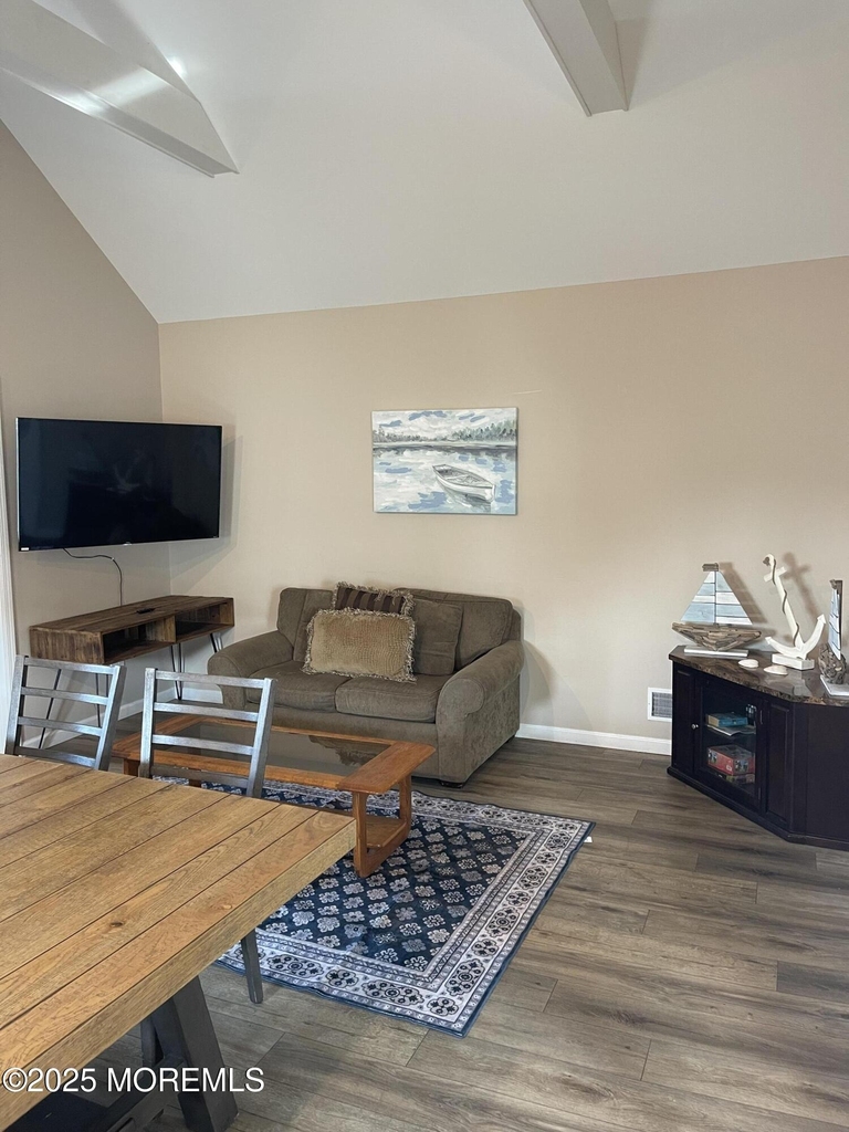 241 Hiering Avenue - Photo 12