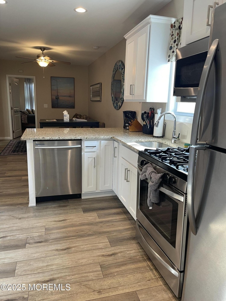 241 Hiering Avenue - Photo 3