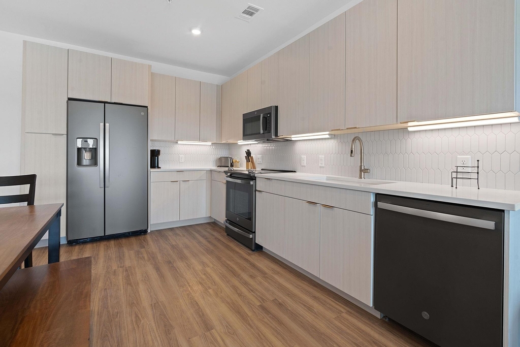 4802 S Congress Ave - Photo 13