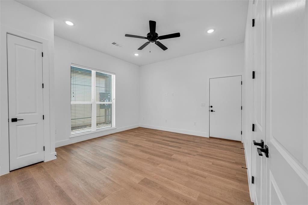1601-308 Mustang Drive - Photo 2