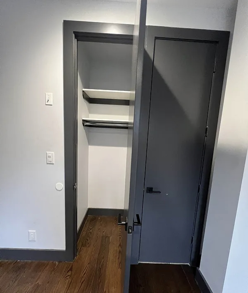 2109 Regent Place - Photo 10