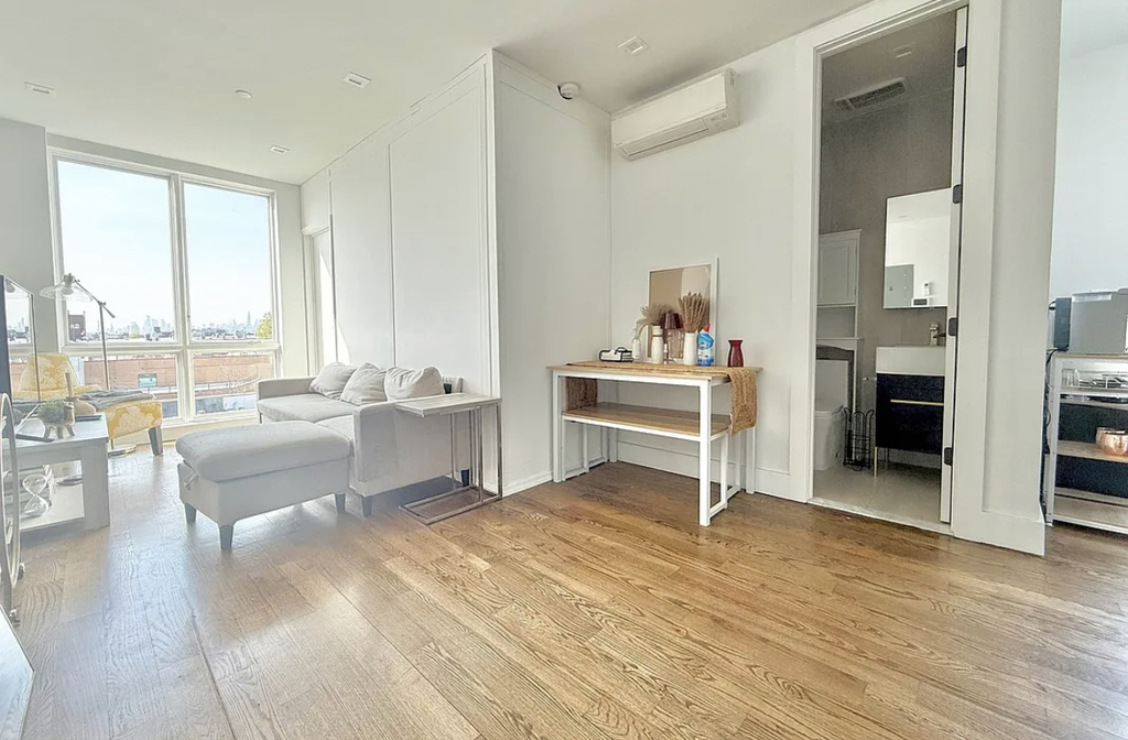 321 Woodbine Street - Photo 9