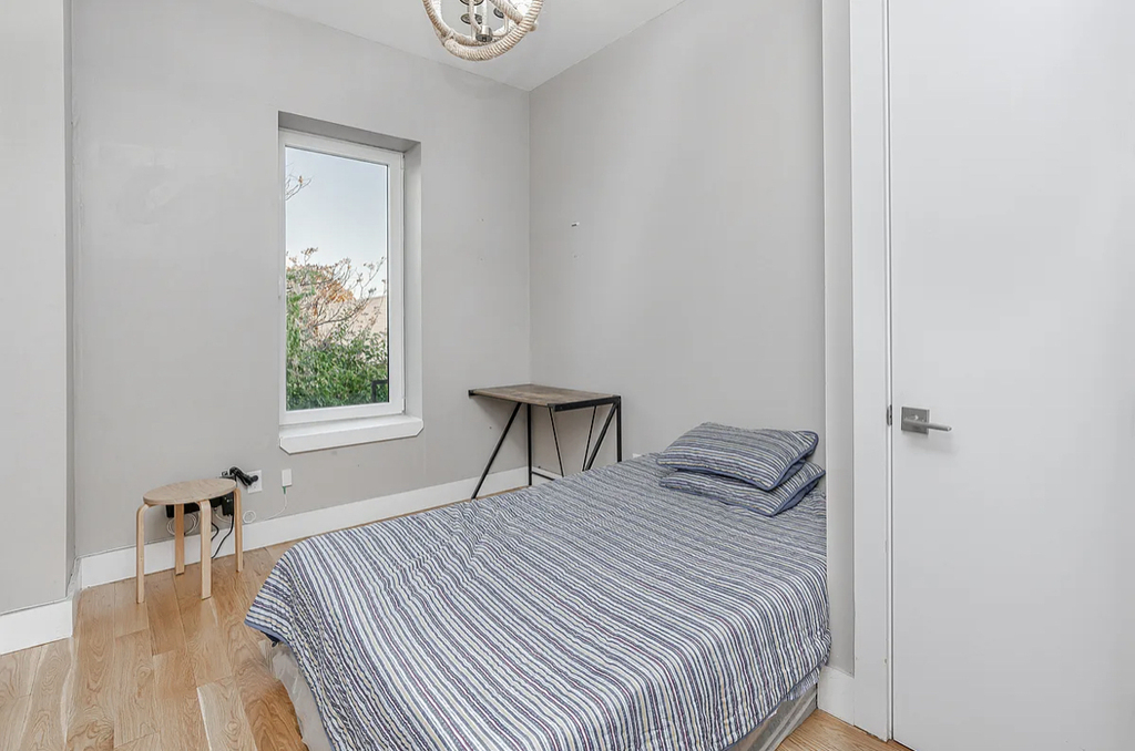 306 Linden Street - Photo 1
