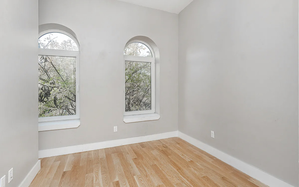 306 Linden Street - Photo 4