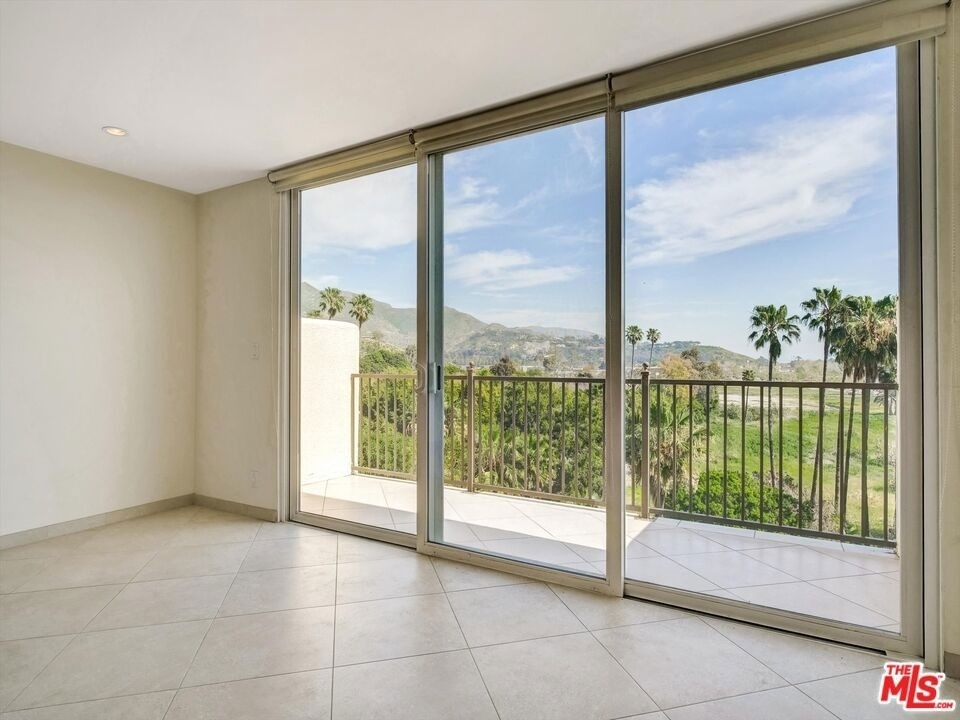 23901 Civic Center Way - Photo 1