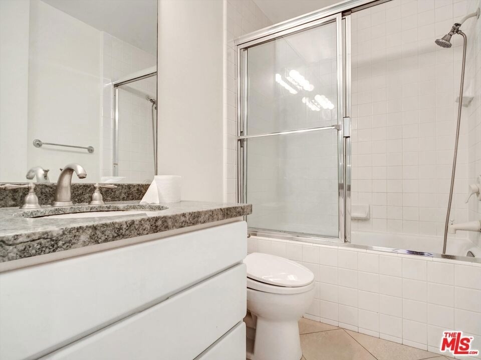 23901 Civic Center Way - Photo 26