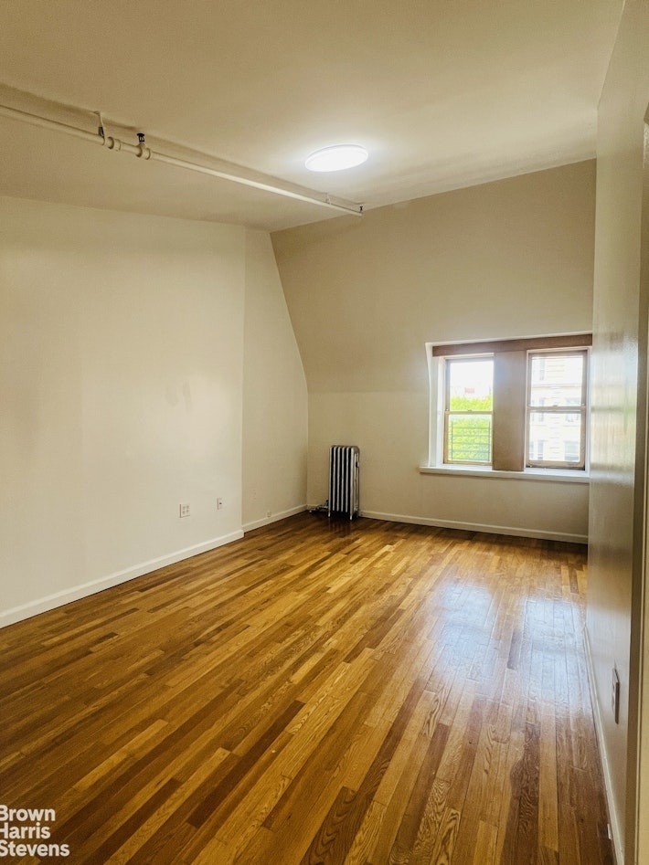 720 St Nicholas Avenue - Photo 0