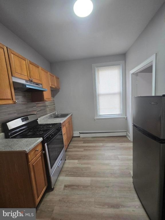 5526 N Mascher Street - Photo 3